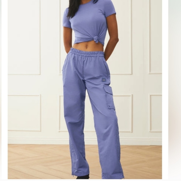 Alo Yoga International Wide Leg City - Picture 1 of 11